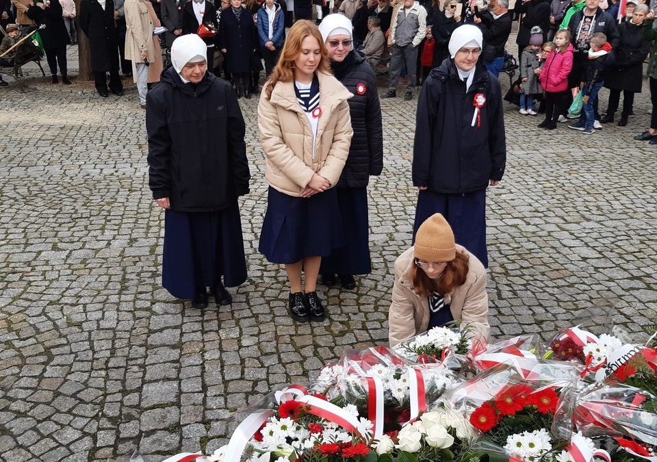 Uroczystości z okazji 104. rocznicy odzyskania Niepodległości przez Polskę.